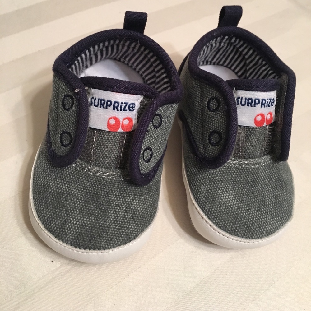 Baby shoes 0-6m